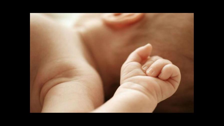 Madres gemelas dan a luz a pares de gemelos una vez más