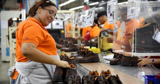 Locomotora Igualmente Continental Timberland fabrica 18,000 pares de calzados al día en su planta de Santiago  - Diario Libre
