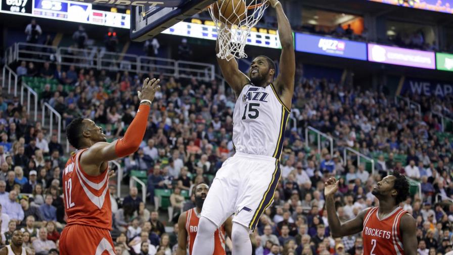 Hayward anota 28 y el Jazz vence a Rockets en prórroga