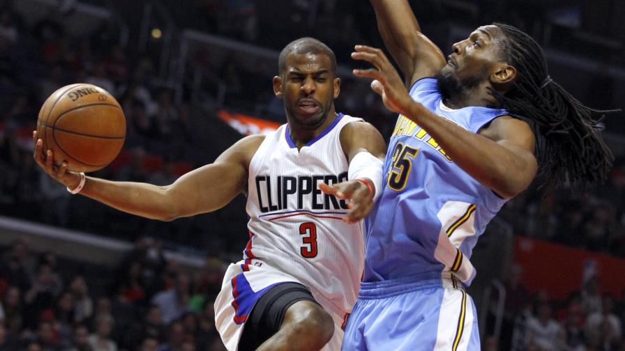 Nuggets rompen mala racha; Warriors superan a Miami con 42 puntos de Curry