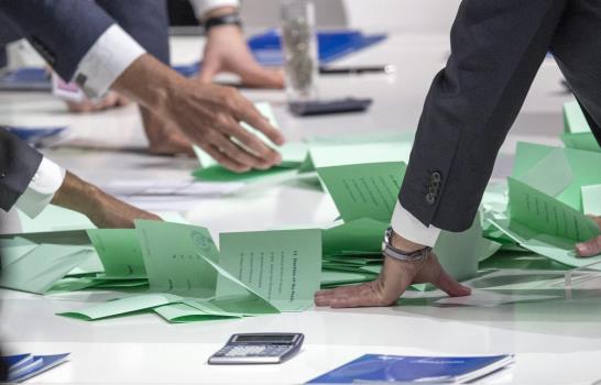 Gianni Infantino, nuevo presidente de la FIFA; logró 115 votos en la segunda ronda Gianni Infantino, nuevo presidente de la FIFA; logró 115 votos en la segunda ronda