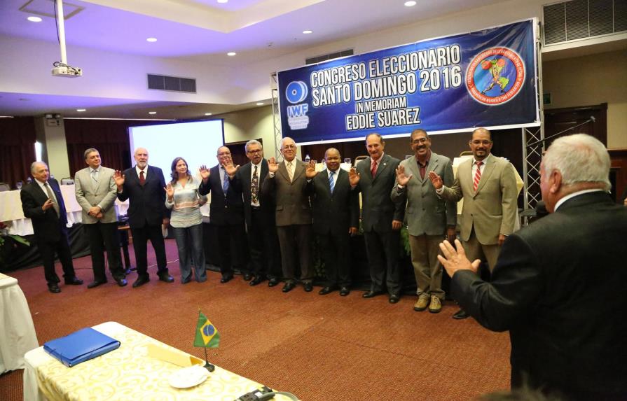 Dominicano William Ozuna es reelecto en la Federación Panamericana de Pesas