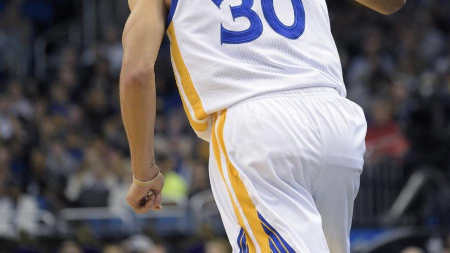 VIDEO: Stephen Curry es todo récords; figuras de la NBA se van en loas en redes sociales