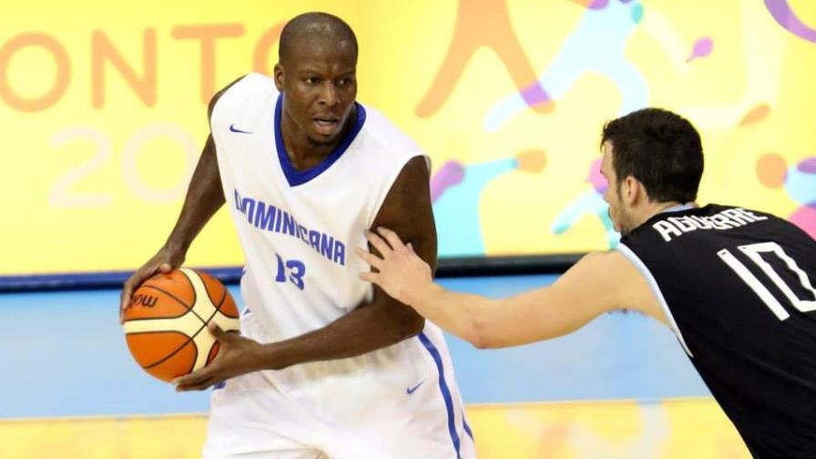 Uribe explica por qué James Maye juega de refuerzo en el baloncesto distrital