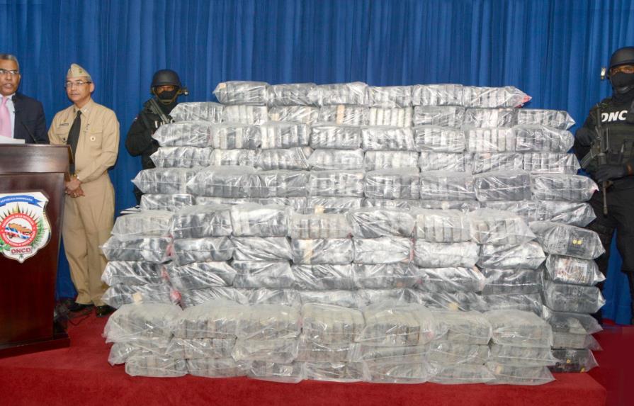 Decomisan 984 paquetes de droga próximo a la costa de Barahona