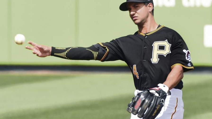 Cole Figueroa pelea un puesto