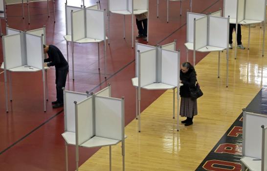 Supermartes: Clinton, Trump buscan distanciarse de rivales 