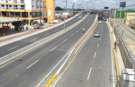 El elevado de la avenida Charles de Gaulle reduce los tapones El elevado de la avenida Charles de Gaulle reduce los tapones