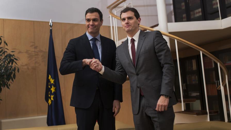 PSOE expone plan para formar gobierno en Parlamento 