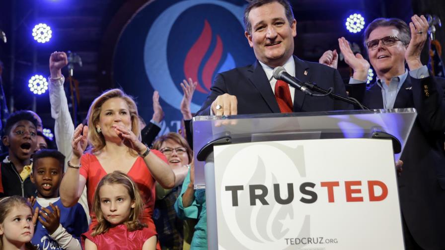 Cruz sorprende a Trump en Texas y Oklahoma; Clinton sigue imparable (TV)