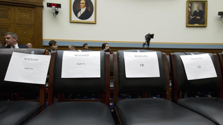 Pelea entre Apple y el FBI por encriptación va al Congreso