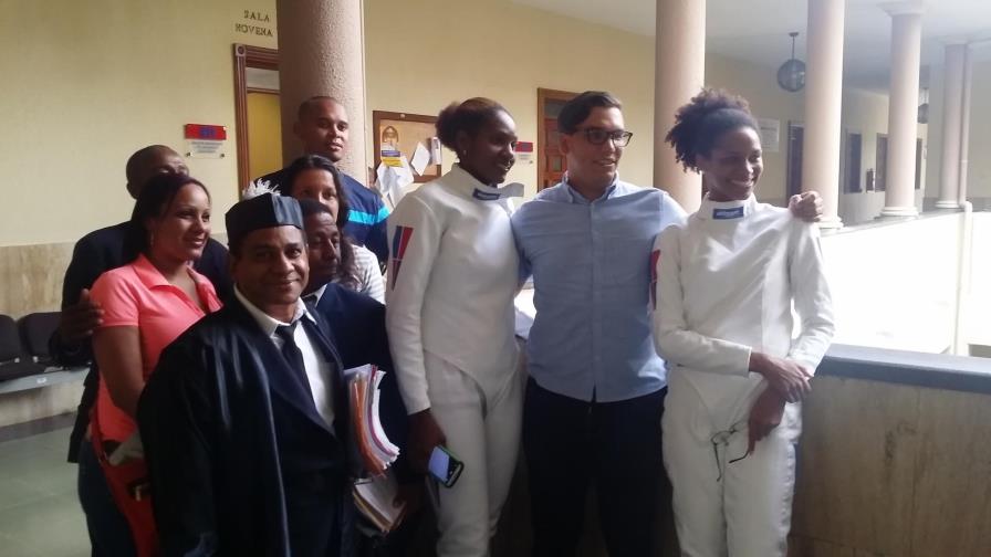 Juez falla a favor de Violeta Ramírez y Elsa Mateo