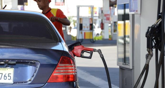 Precios de los combustibles aumentan entre RD$1.00 y RD$2.70, exceptuando Gas Natural