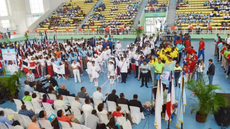 Inefi da apertura a las eliminatorias deportivas interdistritales Regional 10