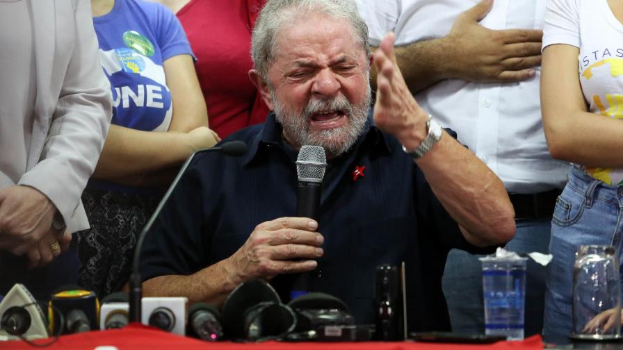 Lula afirma se sintió “prisionero” tras operación policial en su contra 