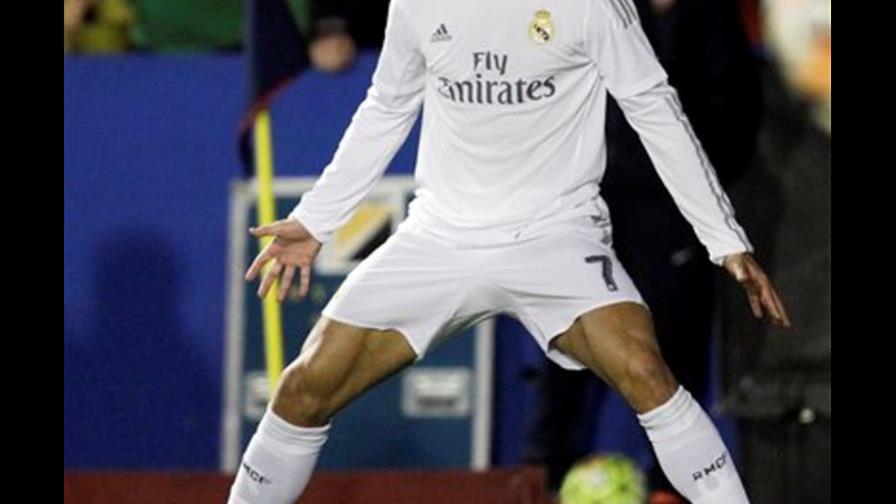 Cristiano Ronaldo sube el nivel del Madrid con cuatro tantos 