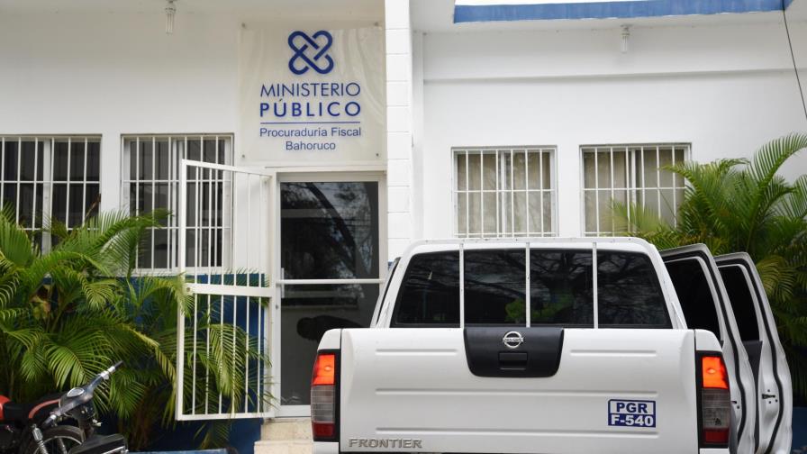 Un fiscal afirma que en Neiba se empeñan armas de fuego