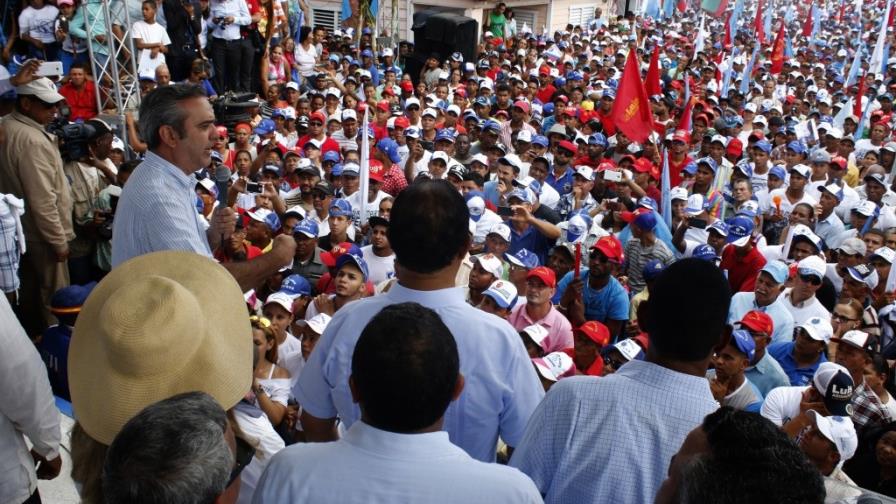 Luis Abinader promete aplicar desde el poder principios éticos que predicó Peña Gómez Luis Abinader promete aplicar desde el poder principios éticos que predicó Peña Gómez