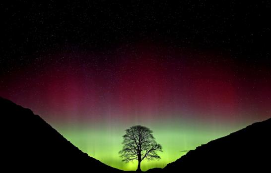 Auroras boreales deleitan a Gran Bretaña y Alemania 