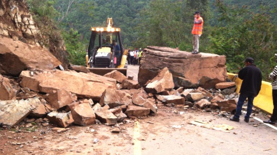 Restablecen tránsito entre Constanza y Jarabacoa