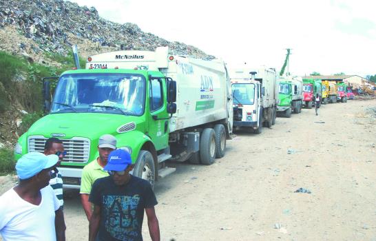 Moradores de Los Casabes vuelven a parar el tránsito de camiones hacia Duquesa