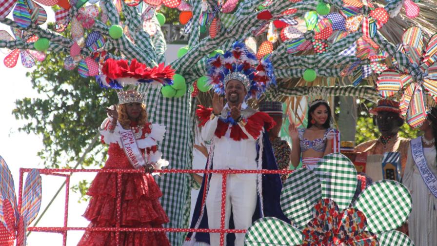 Comparsa “Los Diablos de San Juan” gana el gran premio del Desfile Nacional de Carnaval 2016