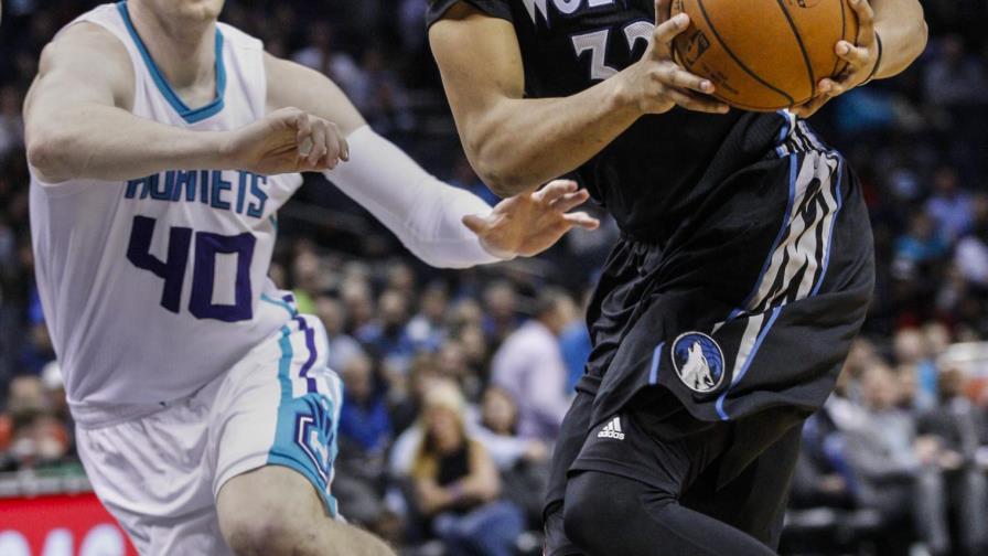 Los 28 puntos y 14 puntos de Karl Towns no salvaron a Minnesota