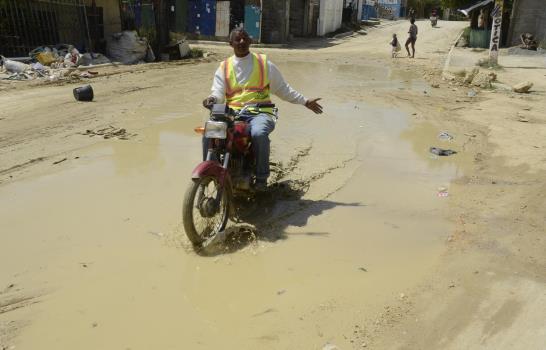 Cabildos retoman depósito de basura en el vertedero de Duquesa