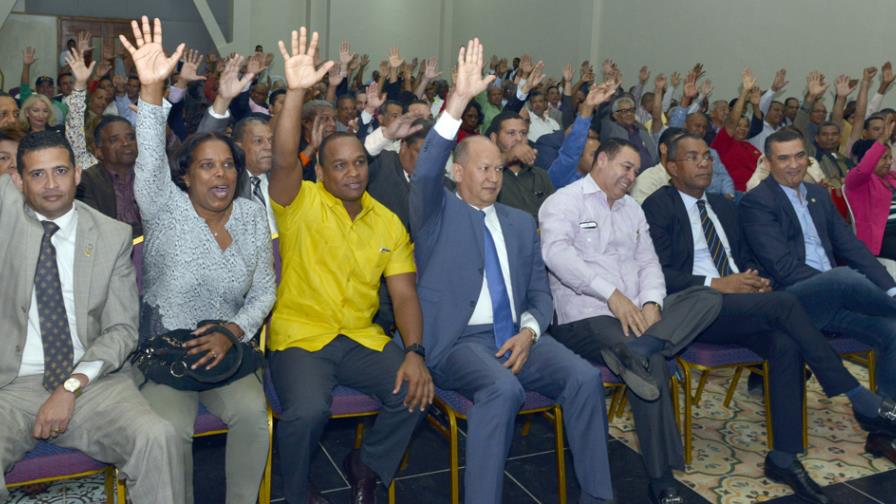 El PLD ratifica sus candidatos al Congreso 