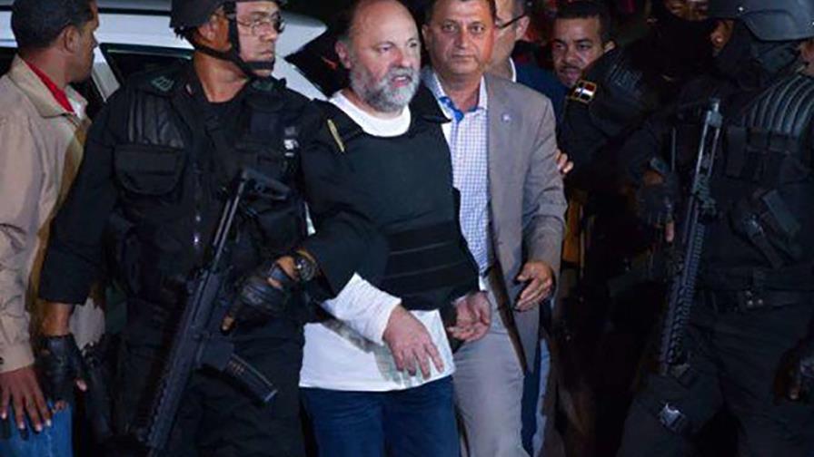 Aplazan para el jueves coerción al francés Christopher Naudin