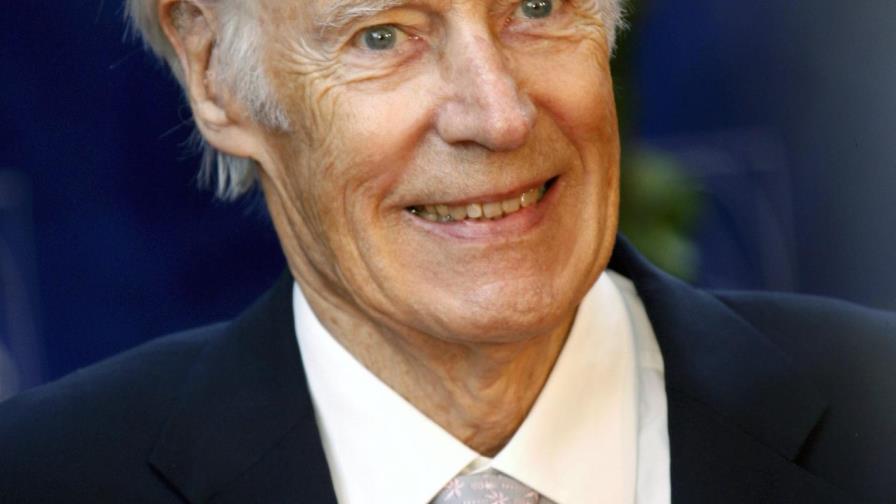 Muere George Martin, el “quinto” Beatle 