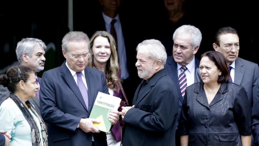 Sindicato de abogados denuncia a juez de caso Petrobras por interrogar a Lula