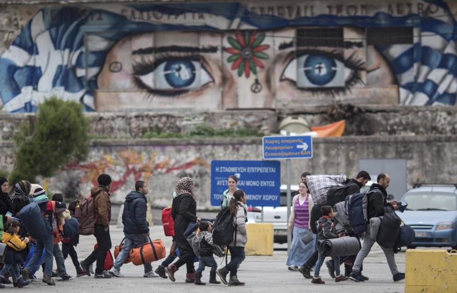 Los Balcanes cierran la ruta de refugiados y otros países elevan la alerta