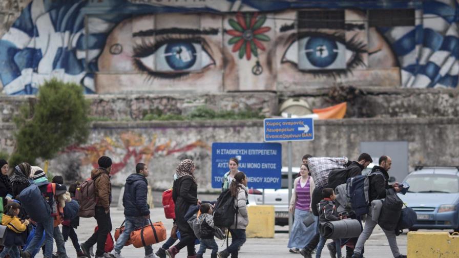 Los Balcanes cierran la ruta de refugiados y otros países elevan la alerta