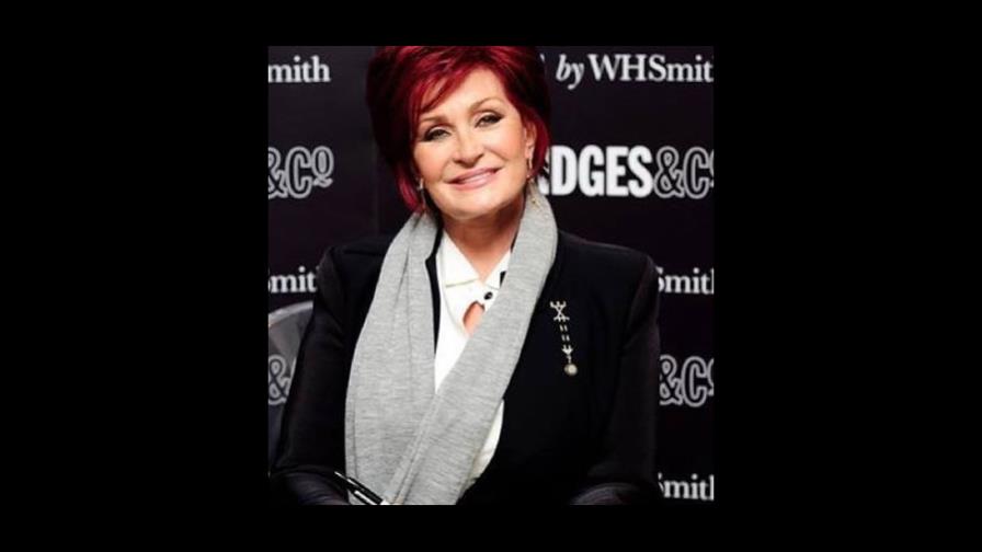 Esposa de Ozzy Osbourne publica foto inspirada en el desnudo de Kardashian