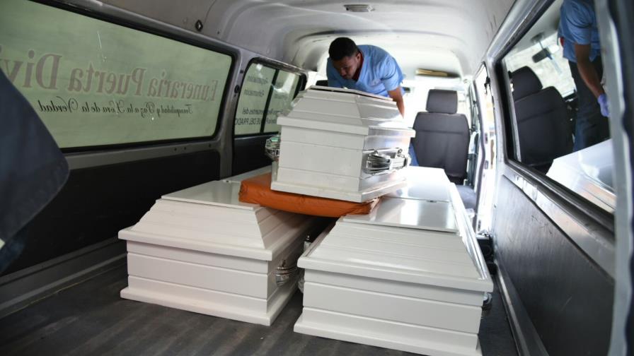 Entregan cadáveres de las mujeres asesinadas en Nagua Entregan cadáveres de las mujeres asesinadas en Nagua