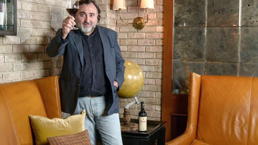 Brindemos con un buen vino 