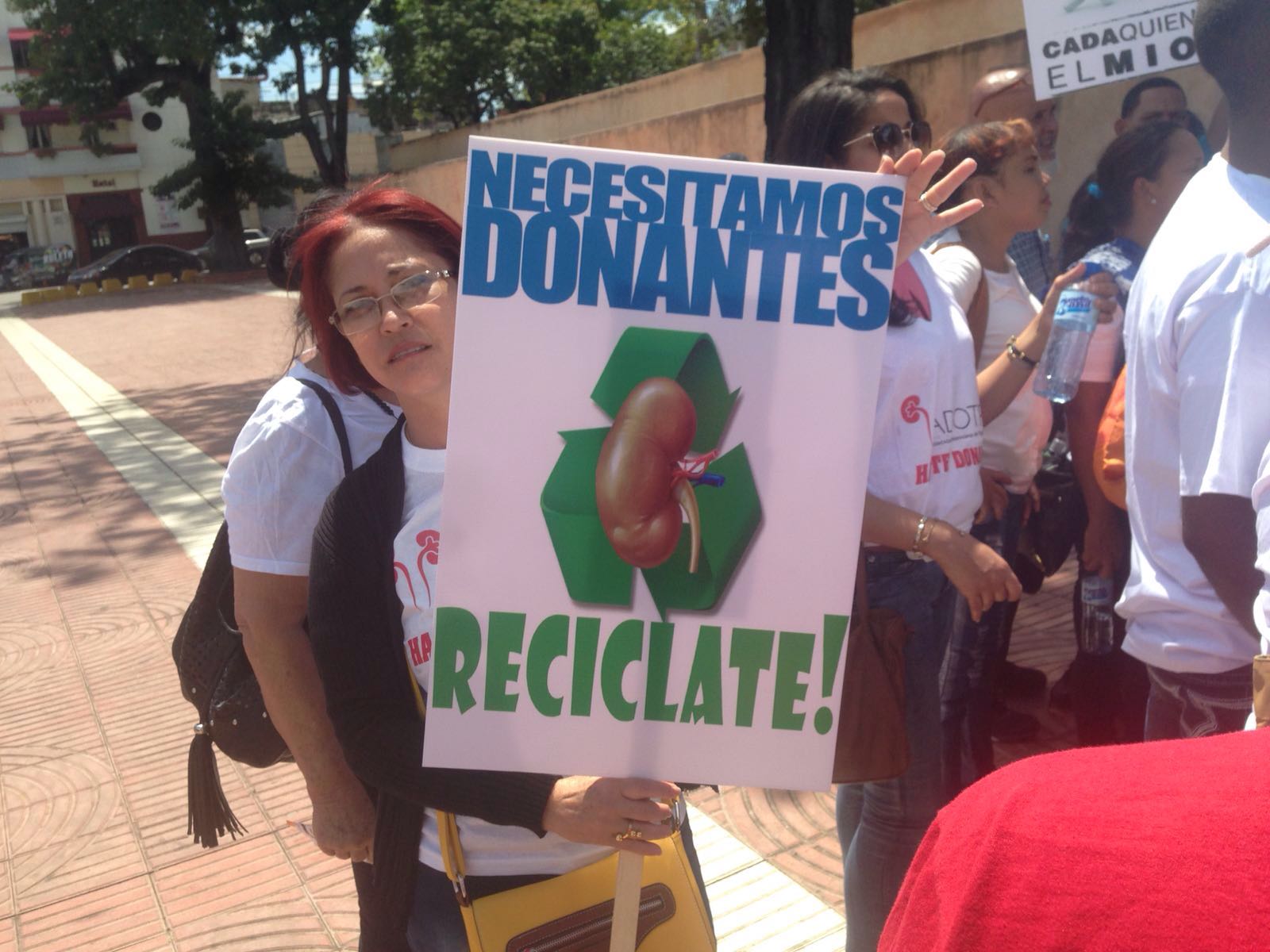 Miembros de la organización piden donantes