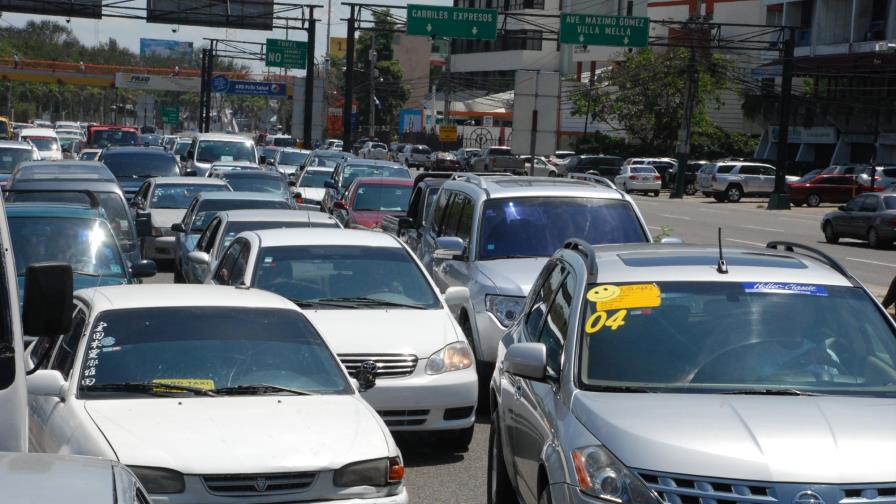 Apenas el 11 % del parque vehicular ha renovado el marbete en República Dominicana