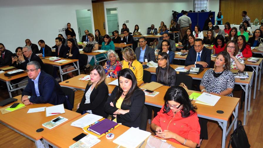 MEPyD y Banco Mundial abordan Ley de Quiebra MEPyD y Banco Mundial abordan Ley de Quiebra