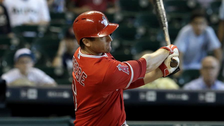 David Freese y los Piratas acuerdan por un año