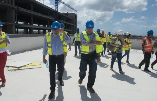 Están muy avanzados los trabajos de construcción en Ciudad Sanitaria Dr. Luis E. Aybar 