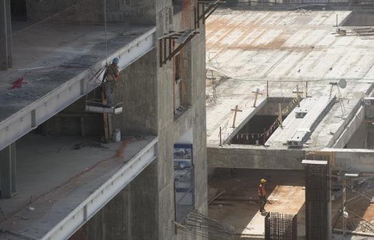 Están muy avanzados los trabajos de construcción en Ciudad Sanitaria Dr. Luis E. Aybar 