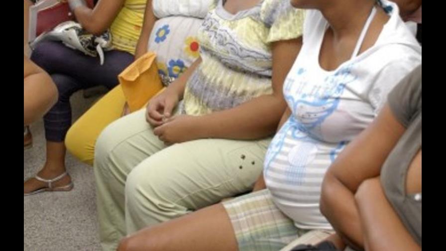 Salud Pública: aunque embarazadas no sientan síntomas del Zika, bebés pueden nacer con microcefalia