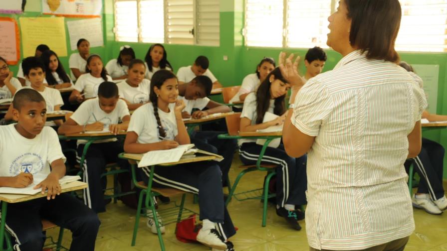 La cantidad de maestros se incrementa en los últimos años