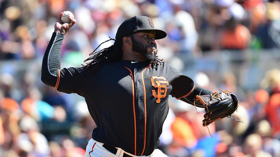 Johnny Cueto va con calma en su preparación con los Gigantes de San Francisco