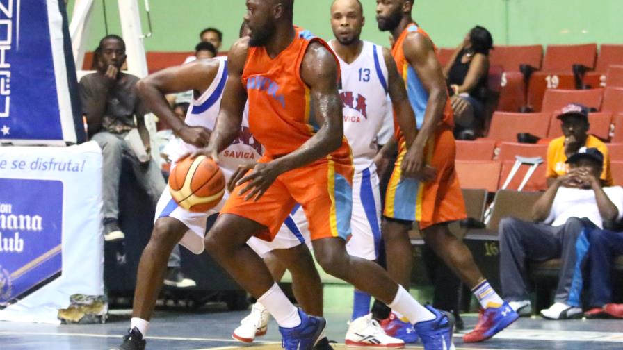 Juan Pablo cierra la clasificación en el basket superior de La Romana