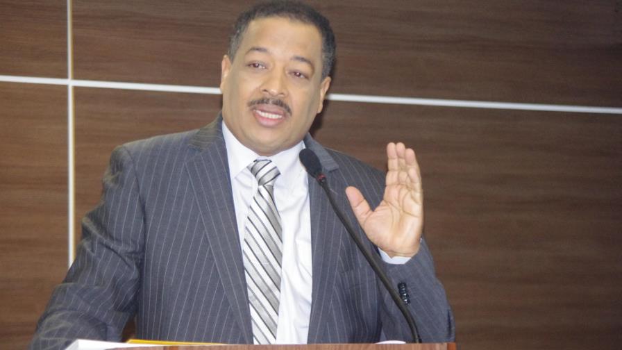 Junta Central Electoral conocerá modificación de cuota femenina el martes