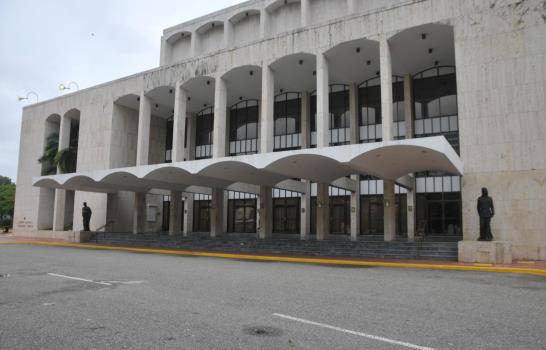 Falta de escenarios, el dolor de cabeza de los empresarios