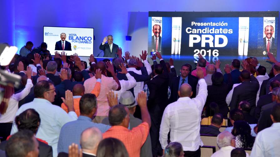 El PRD juramentó ayer a sus candidatos